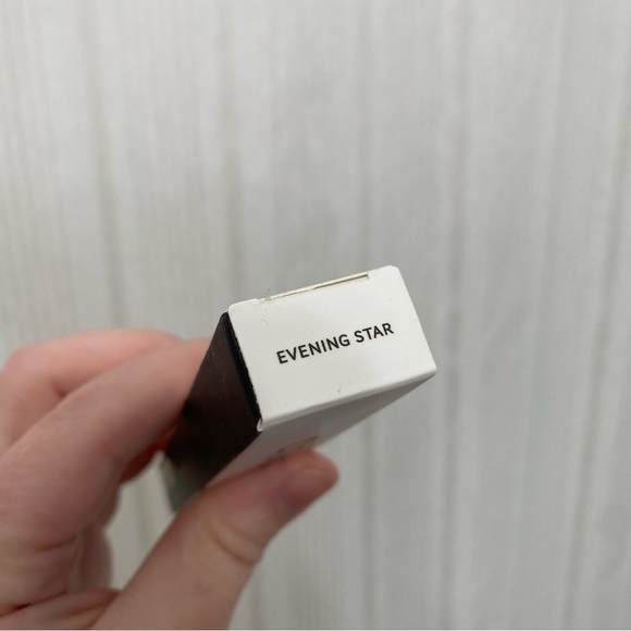 NIB🌸 Context Skin Shimmer Eye Stick in Evening Star - Picture 3 of 5